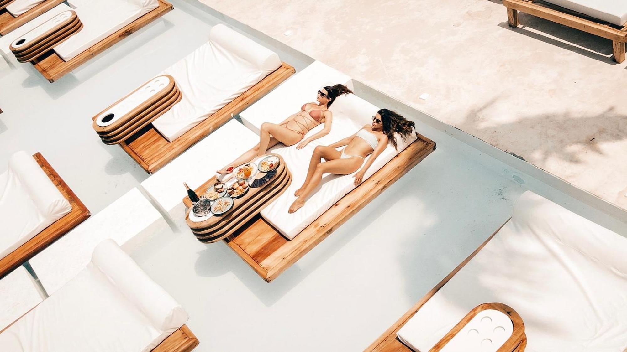 Le Saint Tropez Hotel Kidoti Kültér fotó