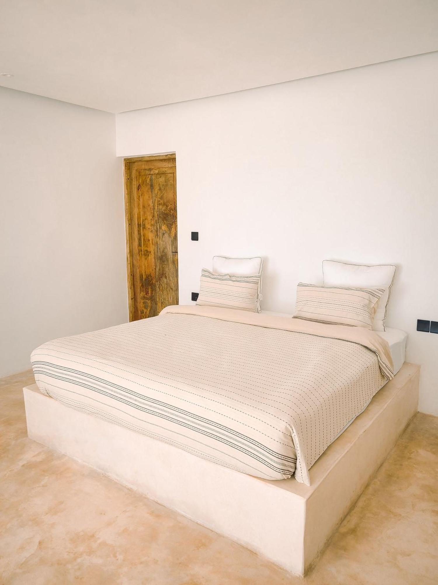 Le Saint Tropez Hotel Kidoti Kültér fotó